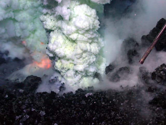 Close-up of an underwater eruption and vent